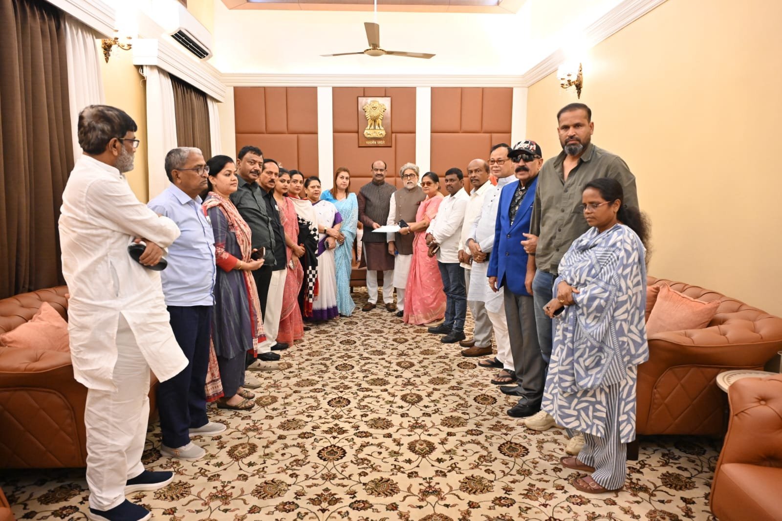 BharatNewsUpdates- NCPI merged 20 Rebel MPs Led By Kakoli Ghosh Dastidar Meet LokSabha Speaker Om Birla