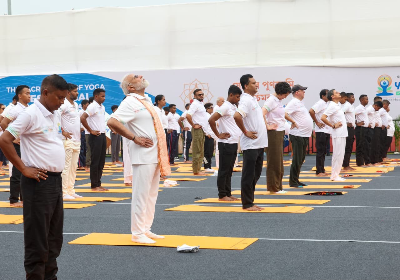 Bharatnewsupdates - PM Modi in Kolkata on International Yoga Day, 21st June